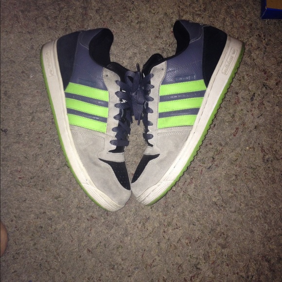 Addidas - Picture 3 of 4